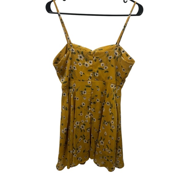 Lulu's Daisies Go By Mustard Yellow Floral Midi Dress Size Medium - Picture 3 of 5